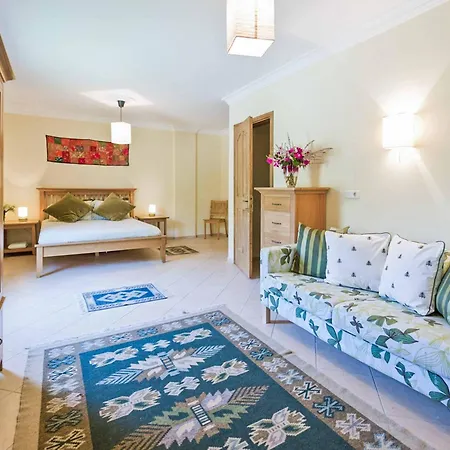 Hotel Dlouca